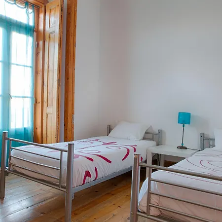 Is Hostel Lisboa
